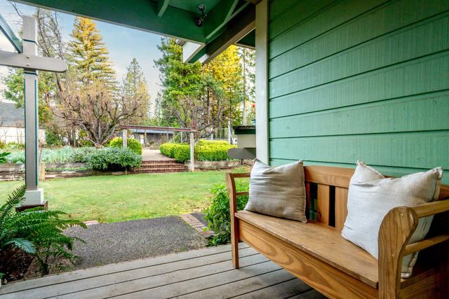 13936 Downwind Ct, Grass Valley, CA 95945