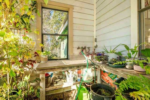 13936 Downwind Ct, Grass Valley, CA 95945