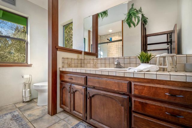 13936 Downwind Ct, Grass Valley, CA 95945