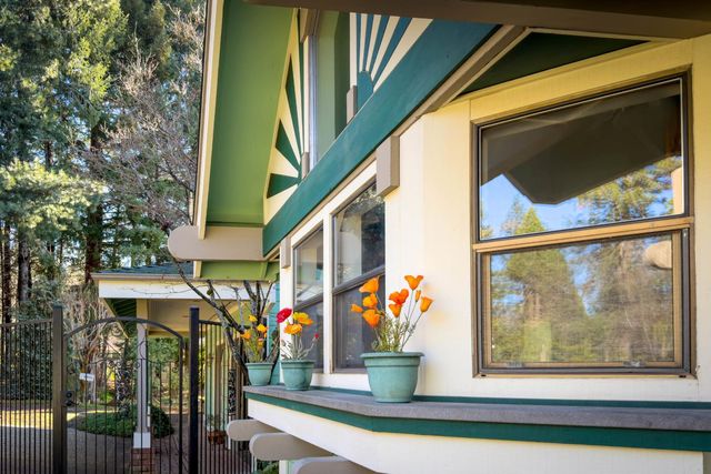 13936 Downwind Ct, Grass Valley, CA 95945