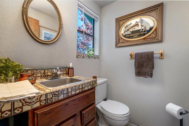 13936 Downwind Ct, Grass Valley, CA 95945