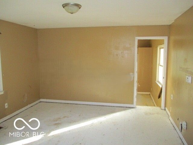 111 Hillcrest Drive, Shelbyville, IN 46176