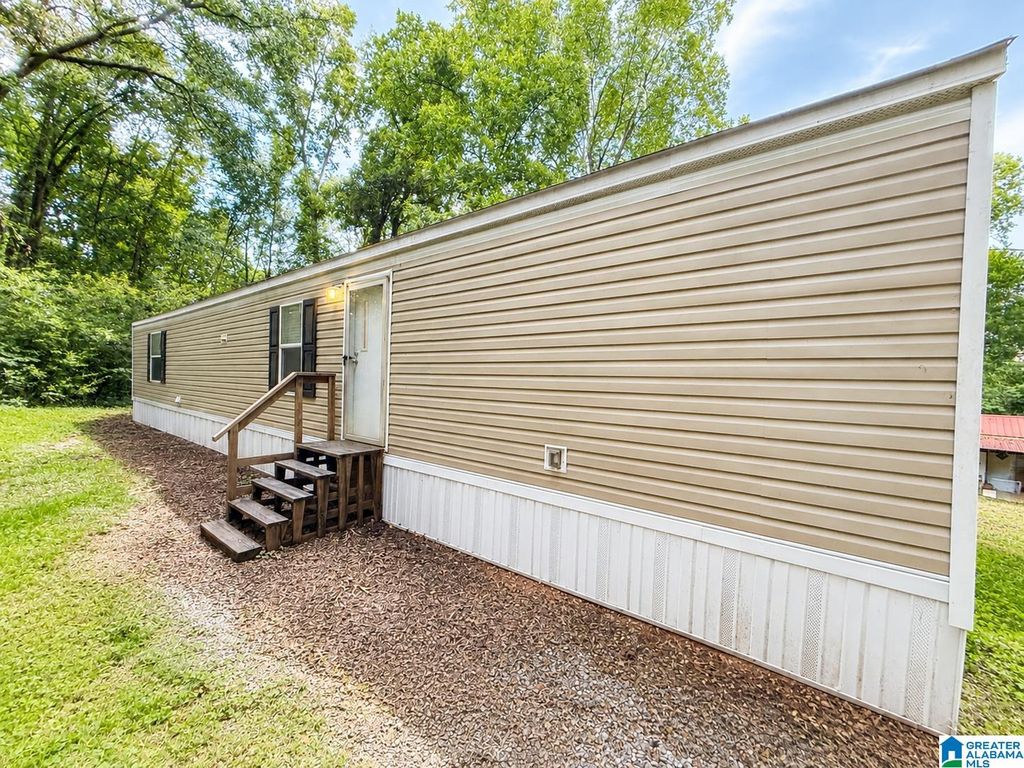 170 DIXIE DRIVE, Eastaboga, AL 36260