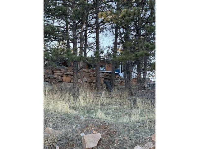 433 Gunn Ave, Berthoud, CO 80513