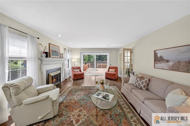 18 Estate Road, Hillsborough, NJ 08844
