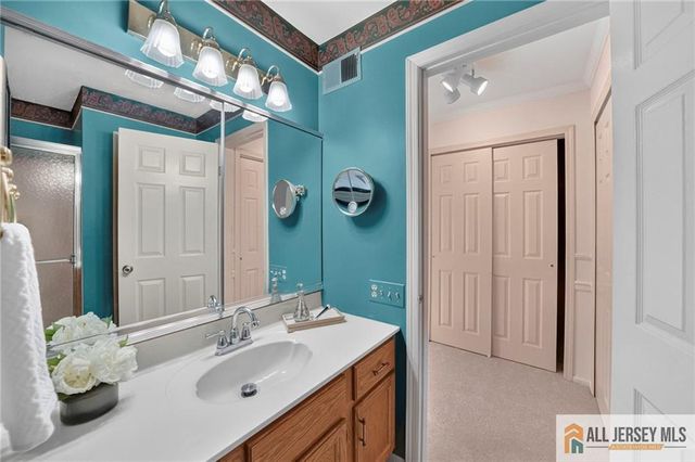 18 Estate Road, Hillsborough, NJ 08844