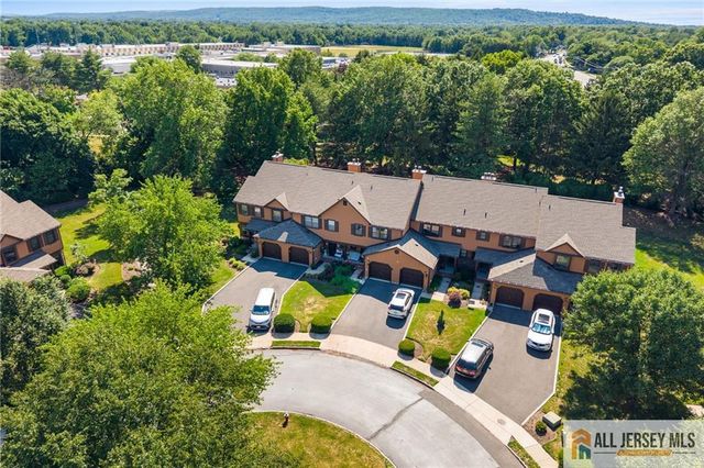 18 Estate Road, Hillsborough, NJ 08844