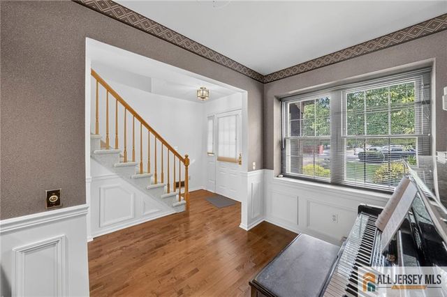 18 Estate Road, Hillsborough, NJ 08844