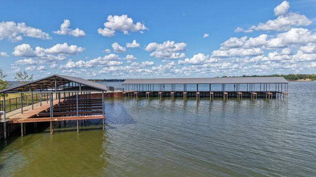 108 Mary Court, Gun Barrel City, TX 75156