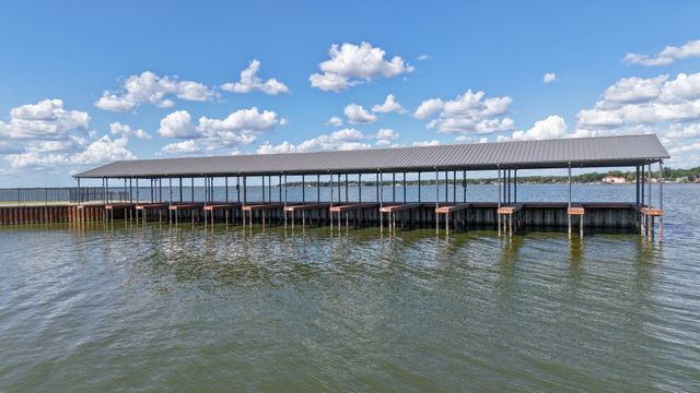 108 Mary Court, Gun Barrel City, TX 75156