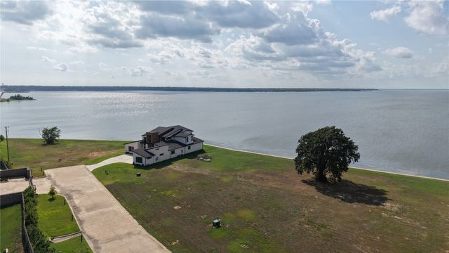 108 Mary Court, Gun Barrel City, TX 75156