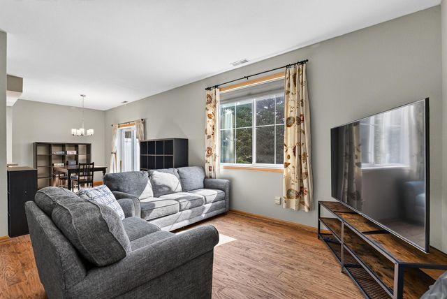6464 64th Street NE, Albertville, MN 55301