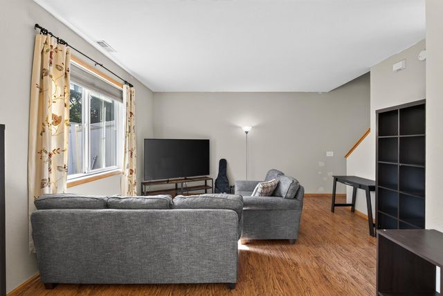 6464 64th Street NE, Albertville, MN 55301