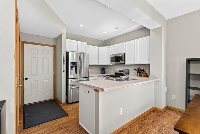 6464 64th Street NE, Albertville, MN 55301