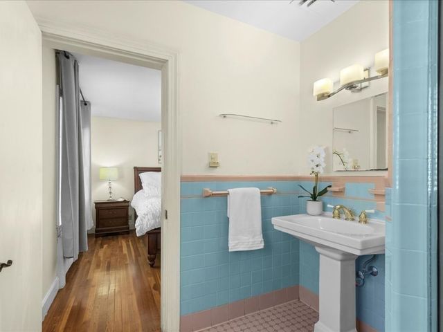 55 Bellingham Rd, Brookline, MA 02467