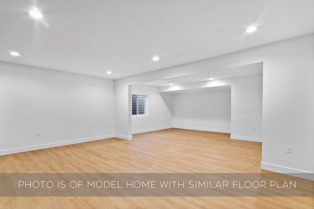 743 N Twyckenham Drive, South Bend, IN 46617