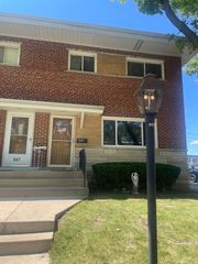 549 E LINCOLN Street 549, Mount Prospect, IL 60056