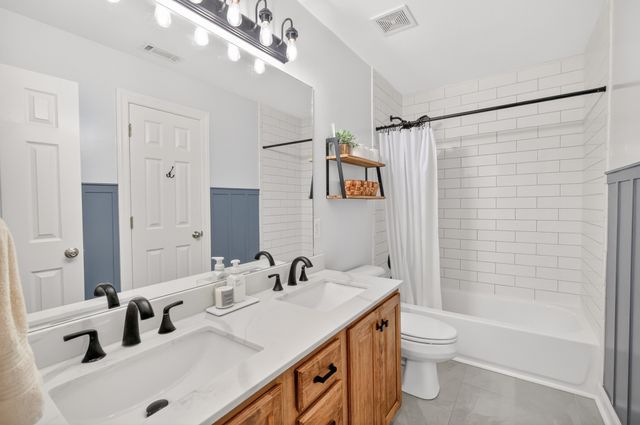 1205 Paramount Dr, Rockvale, TN 37153