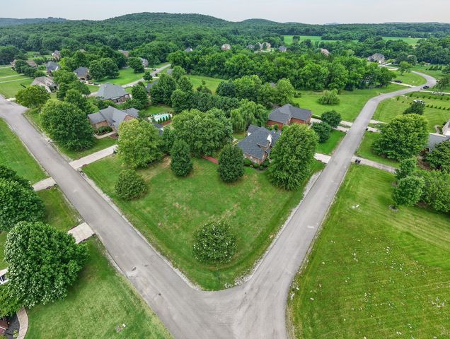 1205 Paramount Dr, Rockvale, TN 37153