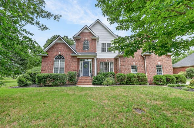 1205 Paramount Dr, Rockvale, TN 37153