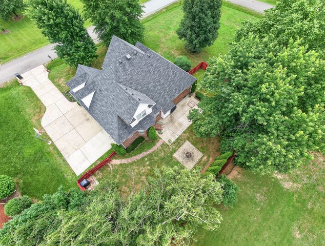 1205 Paramount Dr, Rockvale, TN 37153