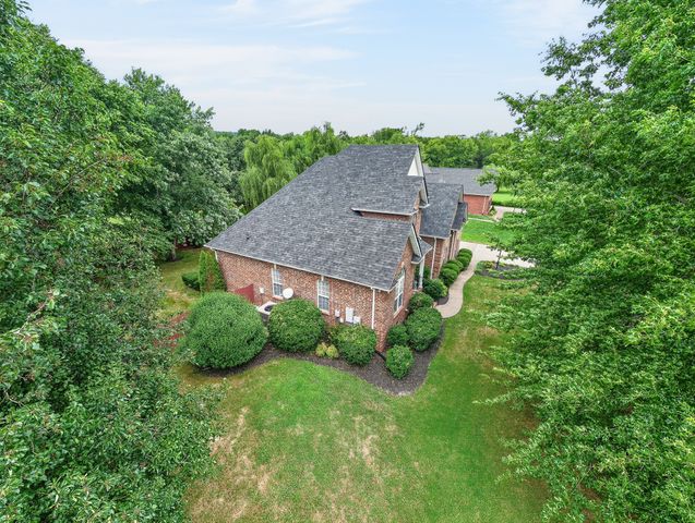 1205 Paramount Dr, Rockvale, TN 37153