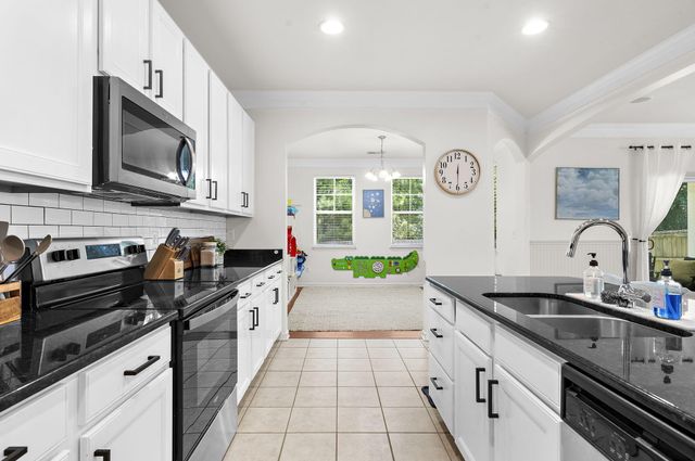 237 Oglethorpe Circle, Moncks Corner, SC 29461
