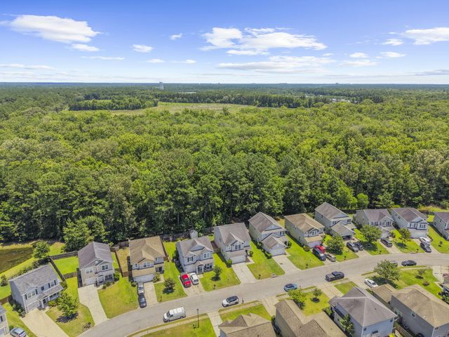 237 Oglethorpe Circle, Moncks Corner, SC 29461