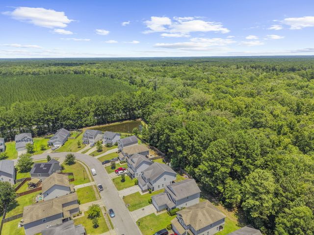 237 Oglethorpe Circle, Moncks Corner, SC 29461