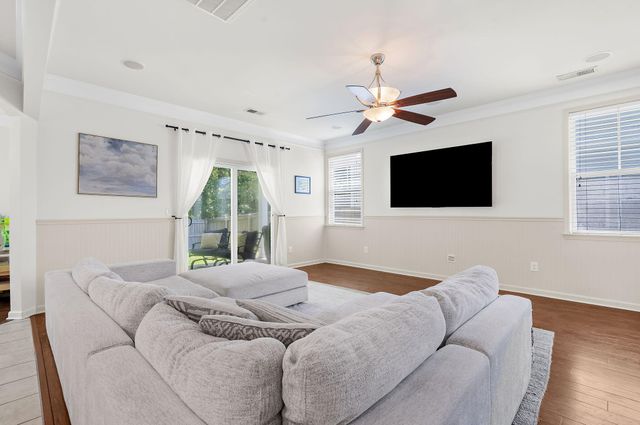 237 Oglethorpe Circle, Moncks Corner, SC 29461