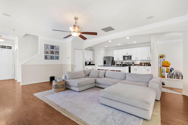 237 Oglethorpe Circle, Moncks Corner, SC 29461