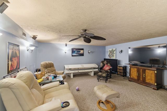 328 Moonwater Ct, Hermitage, TN 37076