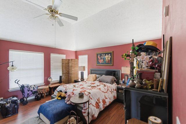 328 Moonwater Ct, Hermitage, TN 37076