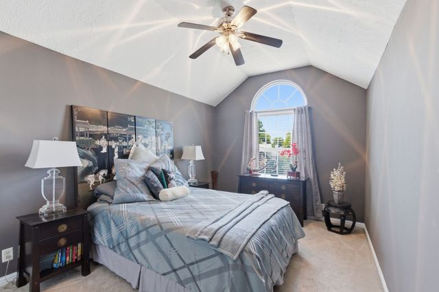 328 Moonwater Ct, Hermitage, TN 37076