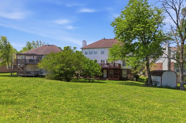 328 Moonwater Ct, Hermitage, TN 37076