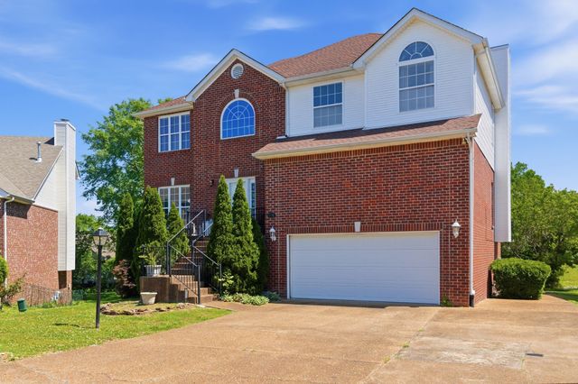328 Moonwater Ct, Hermitage, TN 37076