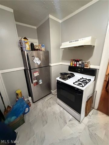 14520 Dover Avenue, East Cleveland, OH 44112