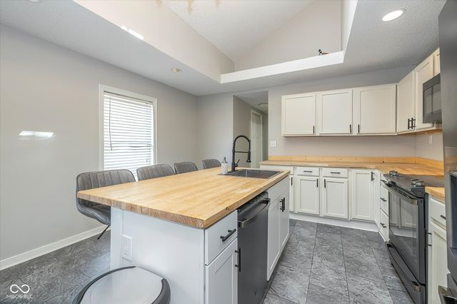 1969 Hillside Avenue, Indianapolis, IN 46218