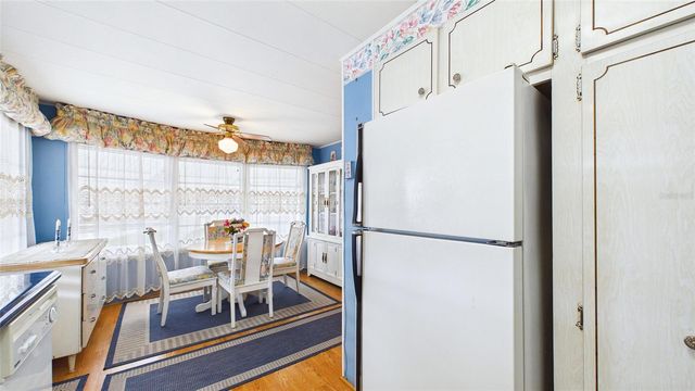 7901 40TH AVENUE N 74, St Petersburg, FL 33709