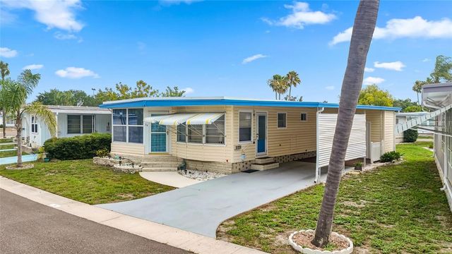 7901 40TH AVENUE N 74, St Petersburg, FL 33709