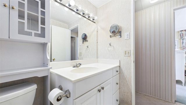 7901 40TH AVENUE N 74, St Petersburg, FL 33709