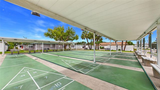 7901 40TH AVENUE N 74, St Petersburg, FL 33709