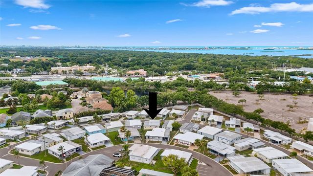 7901 40TH AVENUE N 74, St Petersburg, FL 33709