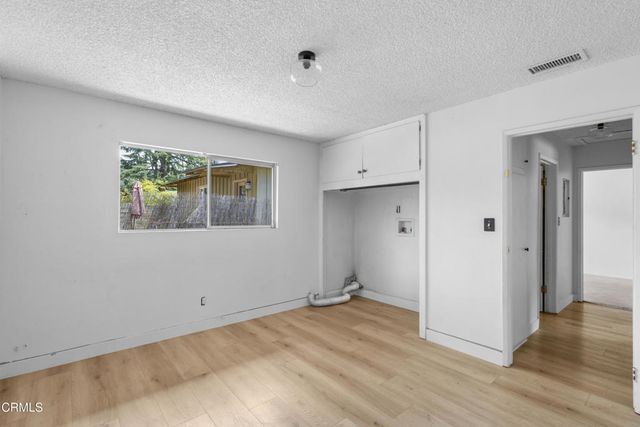 506 E Oak Street, Ojai, CA 93023