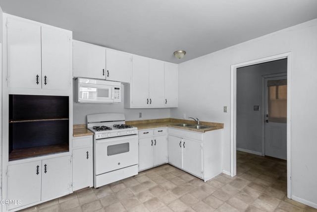506 E Oak Street, Ojai, CA 93023