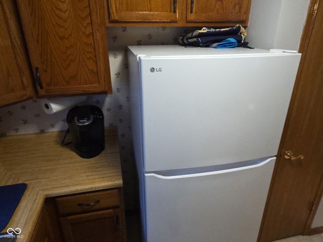 1043 Mikes Way, Greenwood, IN 46143