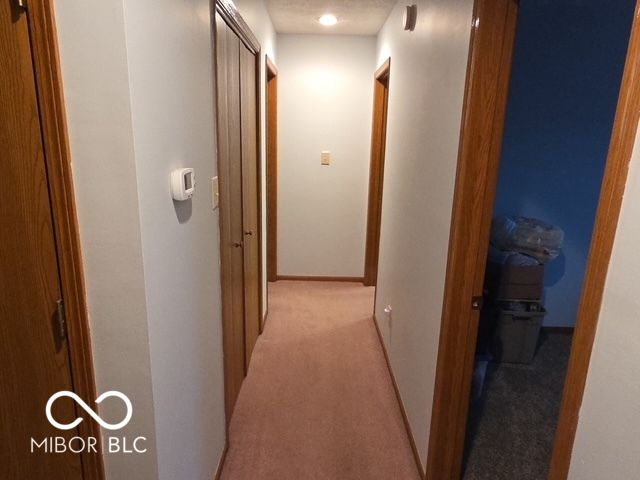 1043 Mikes Way, Greenwood, IN 46143