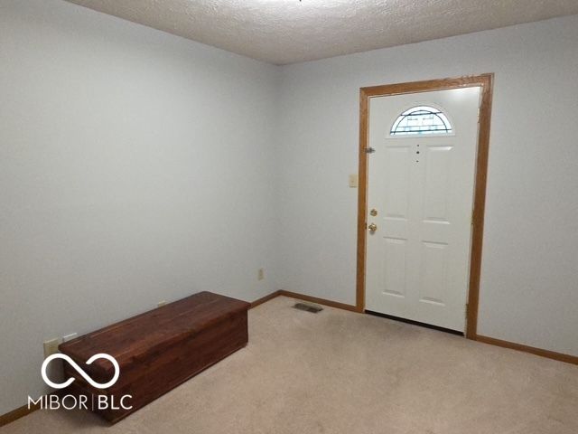 1043 Mikes Way, Greenwood, IN 46143