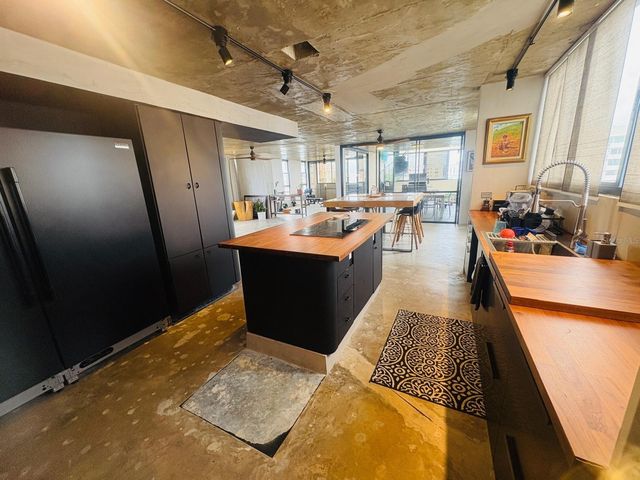 1305 MAGDALENA AVENUE AVENUE Penthouse, San Juan, PR 00907