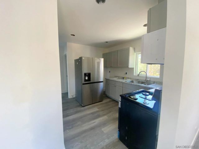 739 Park Pl, Escondido, CA 92025